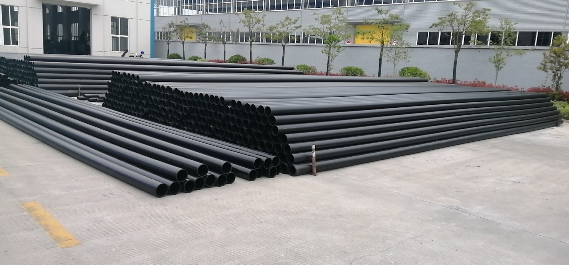 <b>鋼絲網(wǎng)復(fù)合管庫存</b> <b>鋼絲網(wǎng)復(fù)合管庫存</b>